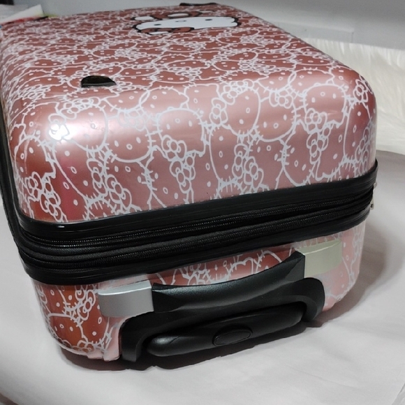 Hello Kitty Heys Rolling Suitcase Patterned Bag (XX-54) - Picture 12 of 14